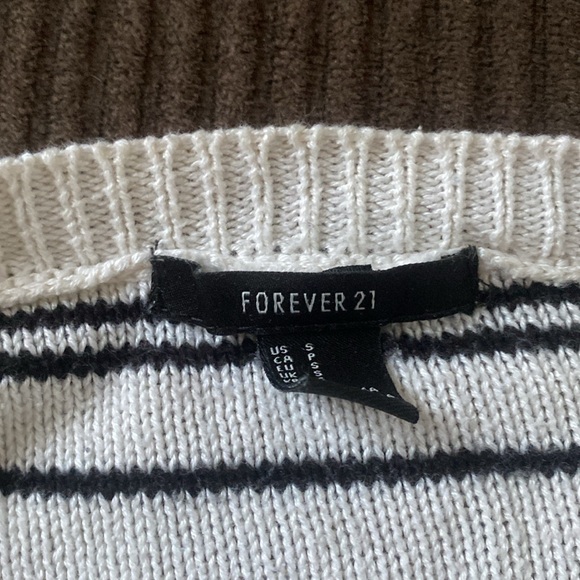 OVERSIZED COMFY SWEATERS!!! - Picture 2 of 12